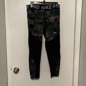 Nike new camo Nike Pro Leggings